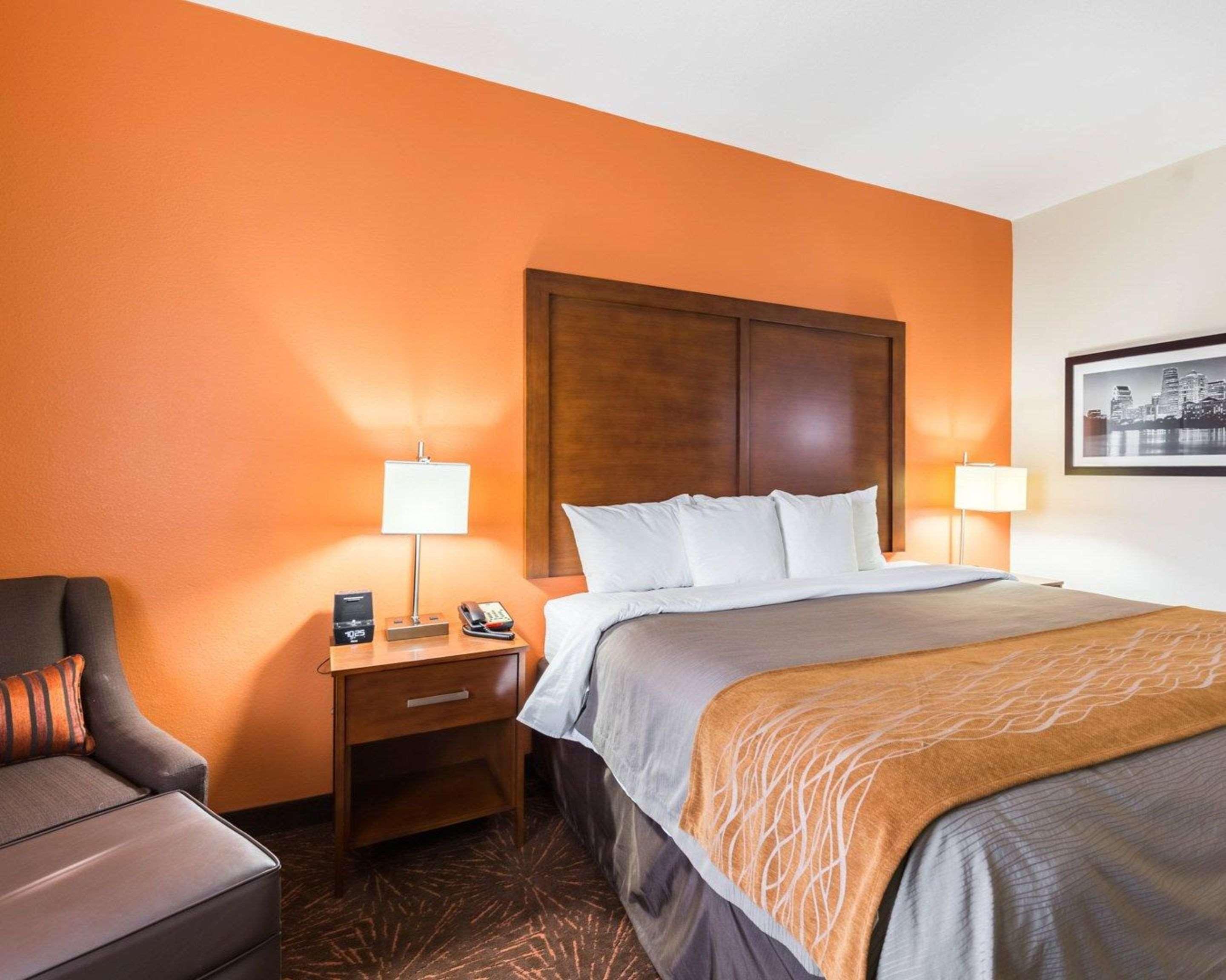 Econo Lodge Inn & Suites East Houston I-10 Extérieur photo